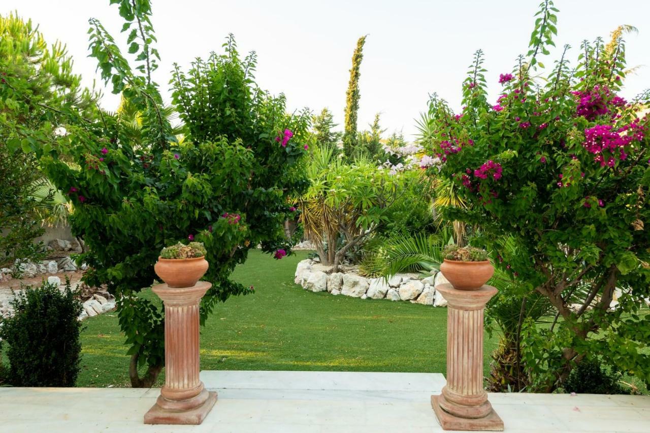 Nicole'S Garden Villa Каллифея Экстерьер фото